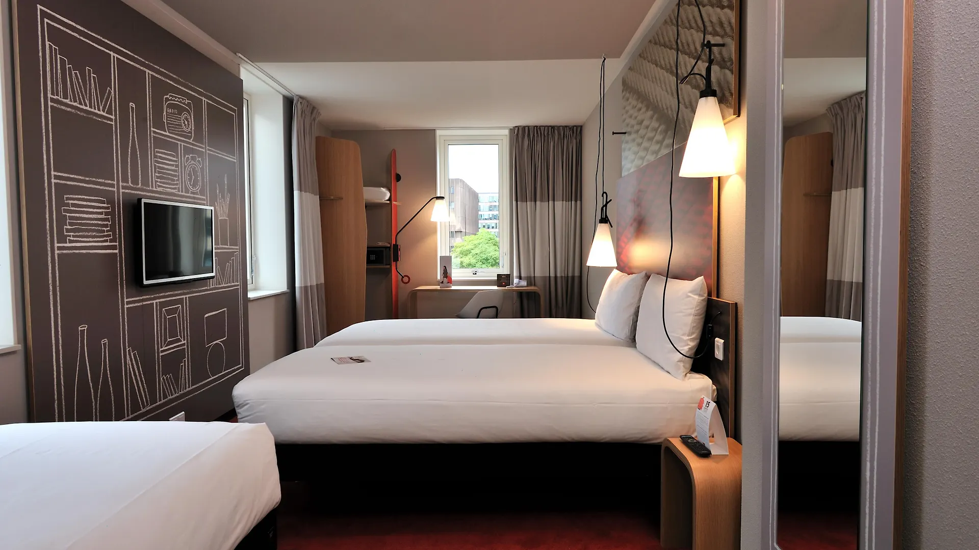 Ibis Rotterdam City Centre