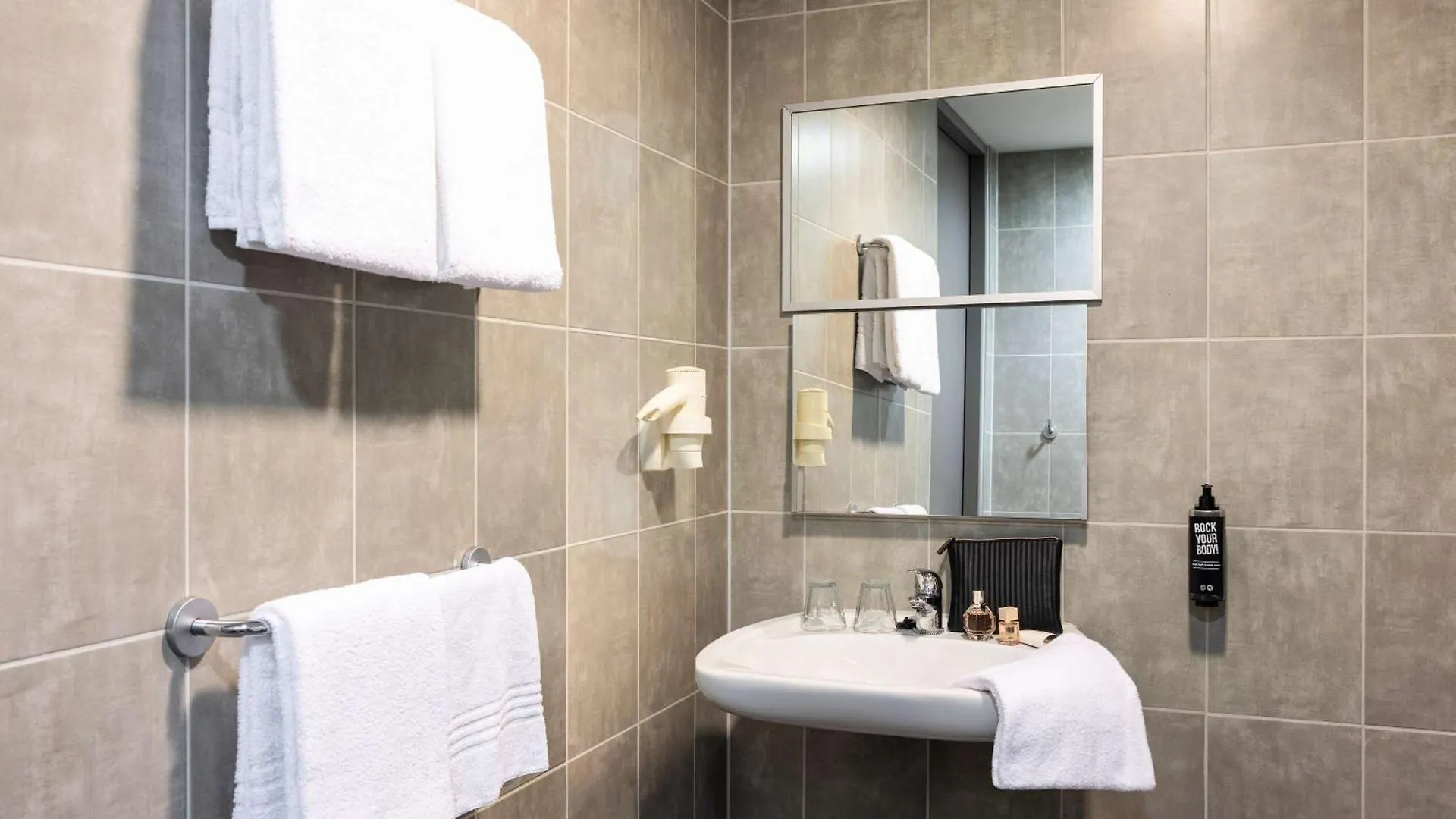 Ibis Rotterdam City Centre Hotel