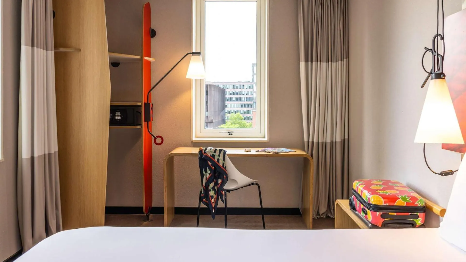 Ibis Rotterdam City Centre Hotel